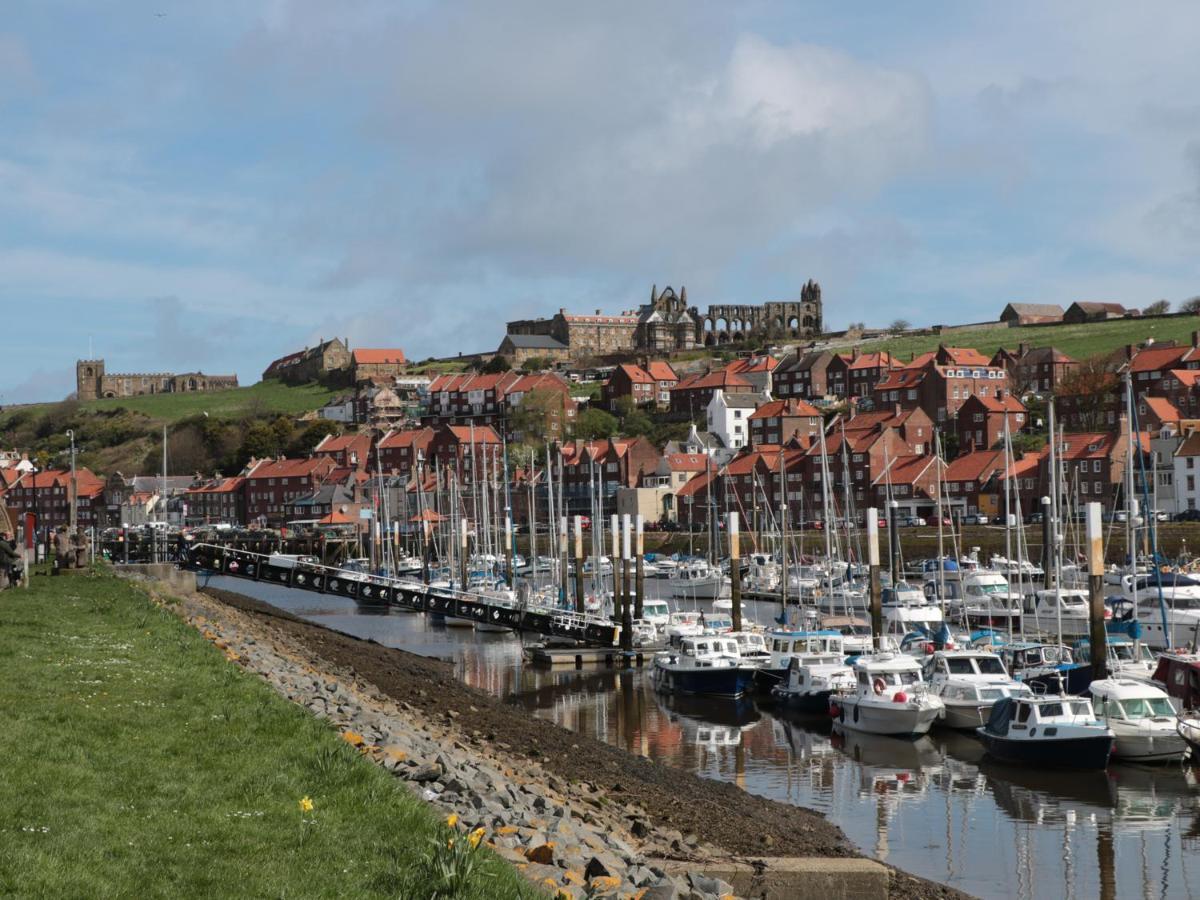 11A Church Street Whitby Exterior photo